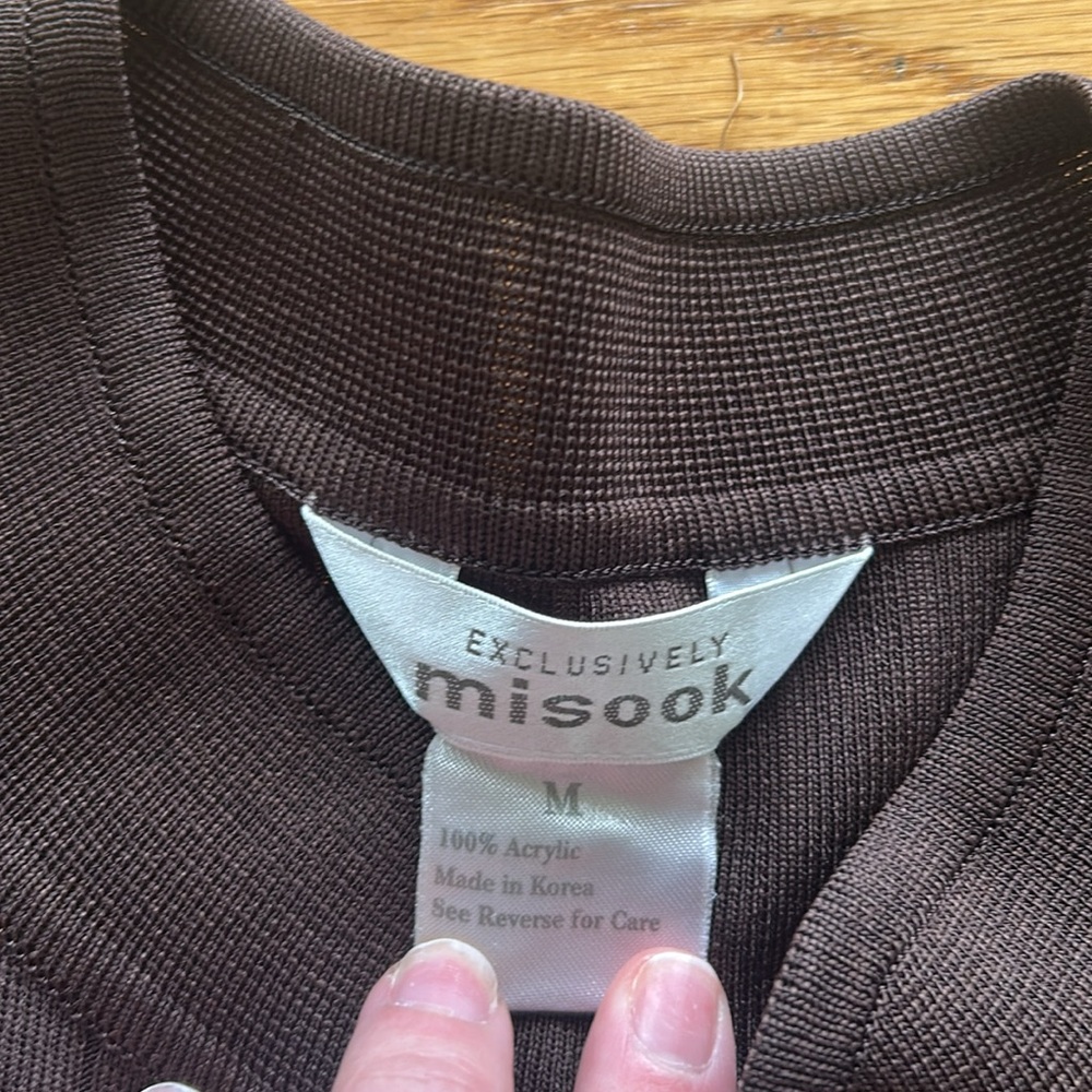 Women’s Misook Brown Button up Sweater Size M - Picture 4 of 6